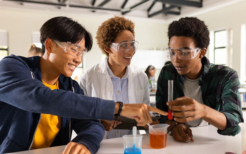 clases de lengua 1º bachillerato Chamartín